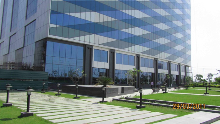 Advant Navis Business Park, Sector 142, Noida Expressway